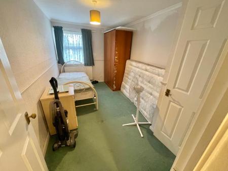 2 bedroom Flat for sale in Maple Drive, Birmingham, B44