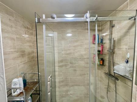 2 bedroom Flat for sale in Maple Drive, Birmingham, B44