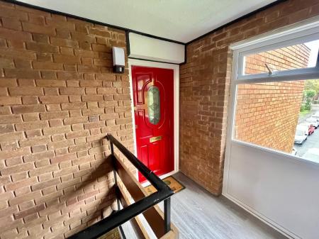 2 bedroom Flat for sale in Maple Drive, Birmingham, B44