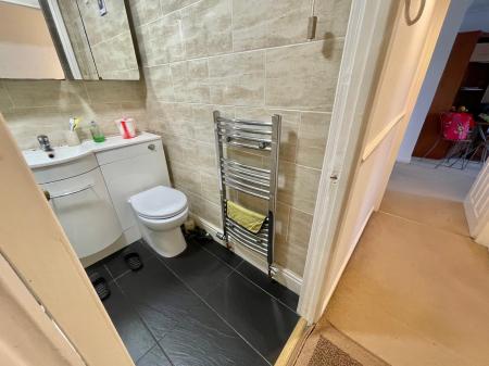 2 bedroom Flat for sale in Maple Drive, Birmingham, B44