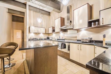 2 bedroom Apartment for sale in New Hampton Lofts, Jewellery Quarter, Birmingham, B18