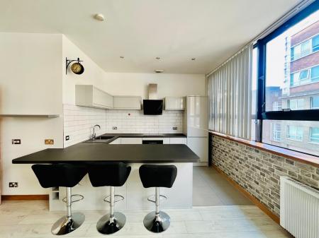 1 bedroom Flat for sale in Millennium Apartments