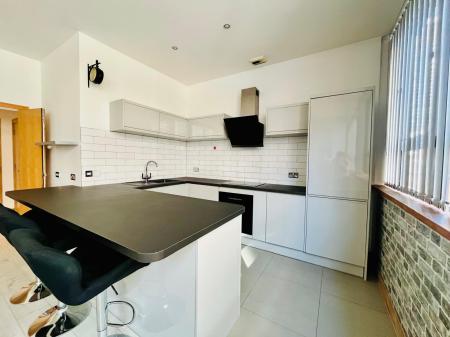 1 bedroom Flat for sale in Millennium Apartments