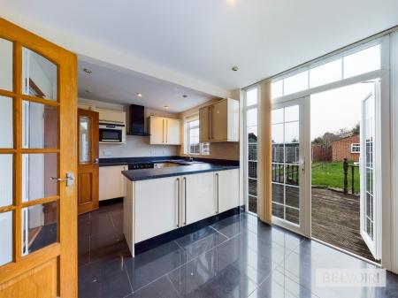 3 bedroom Semi-detached house to let in Gleneagles Road, Yardley, Birmingham, B26