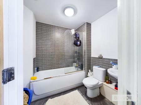 1 bedroom Flat to let in Park Central, 48 Alfred Knight Way, Birmingham, B15