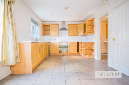 4 bedroom Detached house to let in Barley Road, Edgbaston, Birmingham, B16