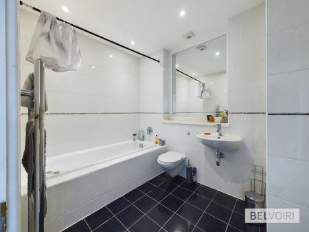 2 bedroom Penthouse to let in New Hampton Lofts, Great Hampton Street, Jewellery Quarter, Birmingham, B18