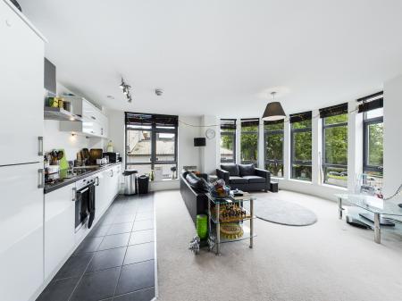 2 bedroom Flat to let in Warstone Lane, Jewellery Quarter, Birmingham, B18