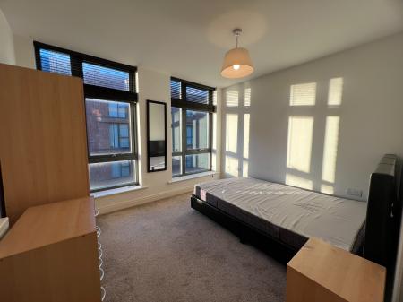 2 bedroom Flat to let in Warstone Lane, Jewellery Quarter, Birmingham, B18