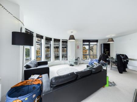 2 bedroom Flat to let in Warstone Lane, Jewellery Quarter, Birmingham, B18