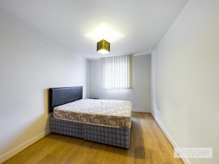 2 bedroom Flat to let in Hall Street, Jewellery Quarter, Birmingham, B18