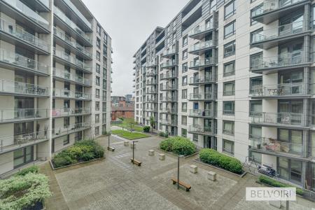 1 bedroom Flat to let in Centenary Plaza, 18 Holliday Street, Birmingham, B1