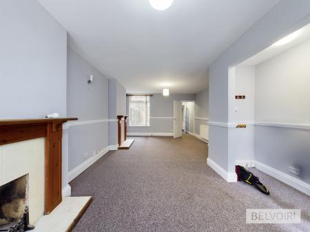 3 bedroom Flat to let in Rawlings Road, Birmingham, B67