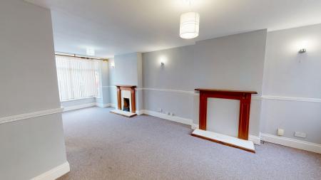 3 bedroom Flat to let in Rawlings Road, Birmingham, B67