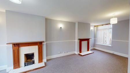 3 bedroom Flat to let in Rawlings Road, Birmingham, B67