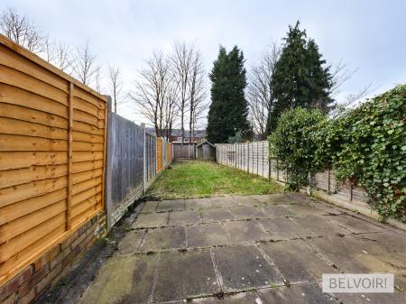 3 bedroom Flat to let in Rawlings Road, Birmingham, B67