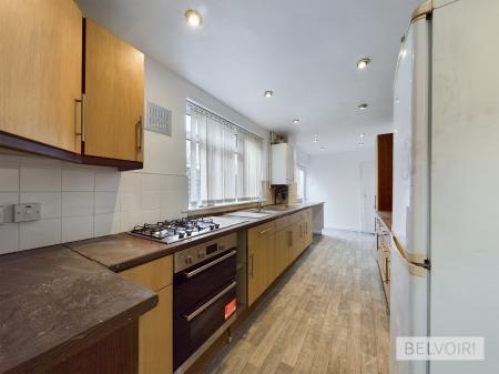 3 bedroom Flat to let in Rawlings Road, Birmingham, B67