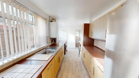3 bedroom Flat to let in Rawlings Road, Birmingham, B67