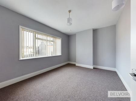 3 bedroom Flat to let in Rawlings Road, Birmingham, B67