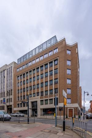 1 bedroom Flat to let in Beaufort House, 94-98 Newhall Street, Birmingham, B3