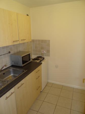 1 bedroom Flat to let in Granville Square, Birmingham, B15