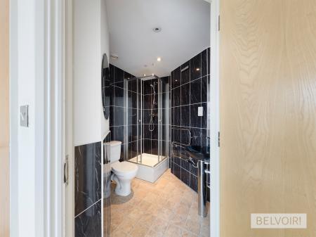 2 bedroom Flat to let in Edward Street, Birmingham, B1