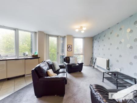 2 bedroom Flat to let in 26 Wheeleys Lane, Birmingham, B15