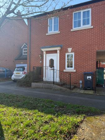 2 bedroom Town house for sale in Ratcliffe Avenue, Kings Norton, Birmingham, B30