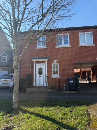 2 bedroom Town house for sale in Ratcliffe Avenue, Kings Norton, Birmingham, B30