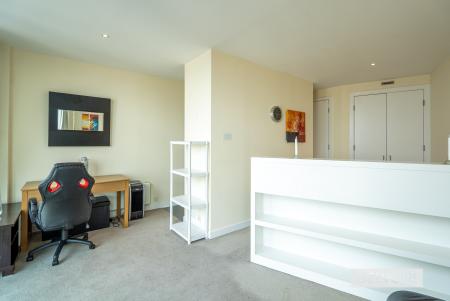 1 bedroom Studio flat to let in New Street, Birmingham, B2