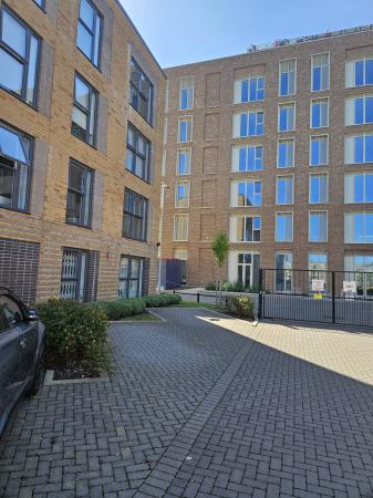 1 bedroom Flat to let in 20 Belgrave Middleway, City Centre, Birmingham, B5