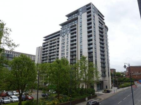 2 bedroom Flat to let in Centenary Plaza, 18 Holliday Street, Birmingham B1 1TH