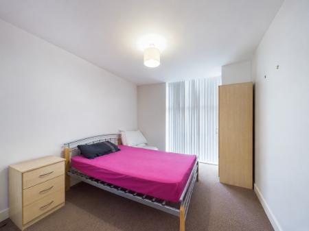1 bedroom Flat to let in Water Street, Birmingham, B3