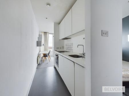 1 bedroom Flat to let in Rotunda, 150 New Street, Birmingham, B2