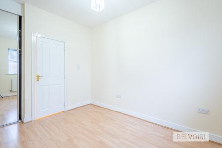 4 bedroom Town house to let in Anchor Crescent, Hockley, Birmingham, B18