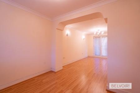 4 bedroom Town house to let in Anchor Crescent, Hockley, Birmingham, B18
