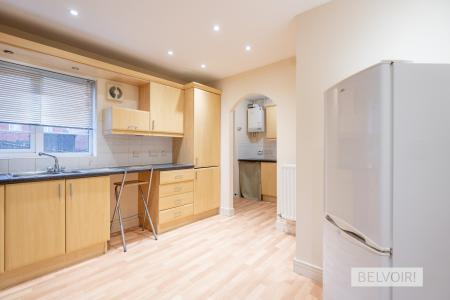 4 bedroom Town house to let in Anchor Crescent, Hockley, Birmingham, B18