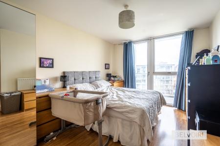 2 bedroom Flat to let in Masons Way, Birmingham, B15