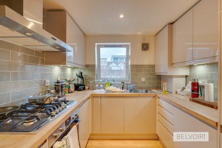 2 bedroom Flat to let in Carpathian Court, Chamberlain Court, Jewellery Quarter, Birmingham, B18