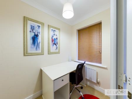 4 bedroom Semi-detached house to let in Anchor Crescent, Hockley, Birmingham, B18