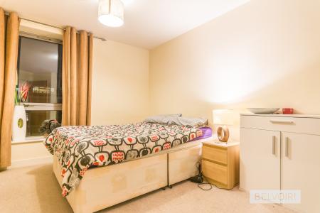 2 bedroom Flat to let in The Quartz, Hall Street, Jewellery Quarter, Birmingham, B18