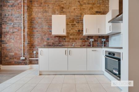 1 bedroom Flat to let in Crocketts Lane, Smethwick, B66