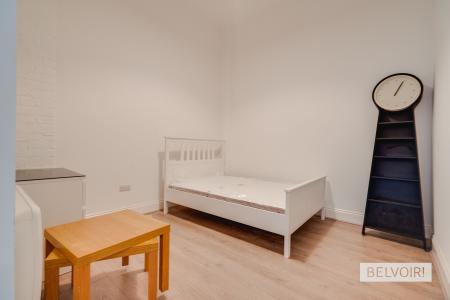 1 bedroom Flat to let in Crocketts Lane, Smethwick, B66