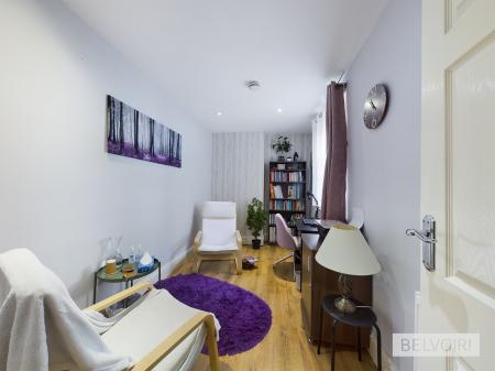 2 bedroom Flat to let in Warstone Parade East, Jewellery Quarter, Birmingham, B18