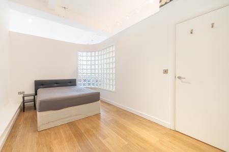 1 bedroom Flat to let in Amazon Lofts, 9 Tenby Street