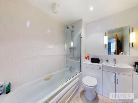 1 bedroom Flat to let in Heritage Court, 15 Warstone Lane, Jewellery Quarter, Birmingham, B18
