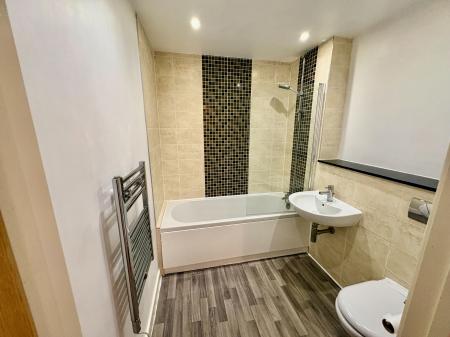1 bedroom Flat to let in 30 Caroline street, Jewellery Quarter, Birmingham, B3