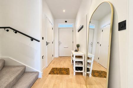 4 bedroom End of terrace house for sale in South Loop Square, Birmingham, B16