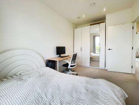 4 bedroom End of terrace house for sale in South Loop Square, Birmingham, B16