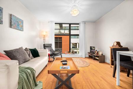 1 bedroom Flat to let in Water Street, Jewellery Quarter, Birmingham, B3